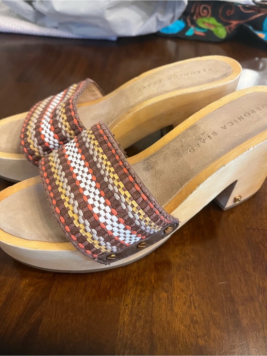 Veronica Beard Shoes - $330 NWOB Veronica Beard Hannalee woven platform clog mules